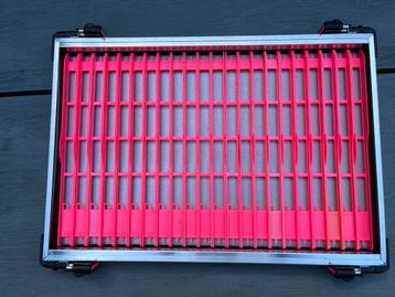 Rive tuigmodule met 22 roze tuigplankjes beschikbaar voor biedingen