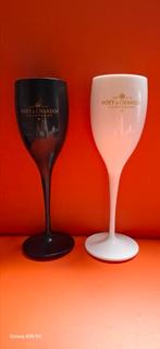 Moët Chandon champagne glazen 2 stuks zwart en wit, Ophalen of Verzenden