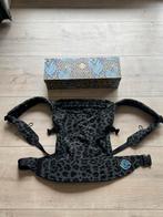 Zeitgeist leopard grey Artipoppe, Kinderen en Baby's, Babydragers en Draagdoeken, Verzenden, Zo goed als nieuw, Draagzak