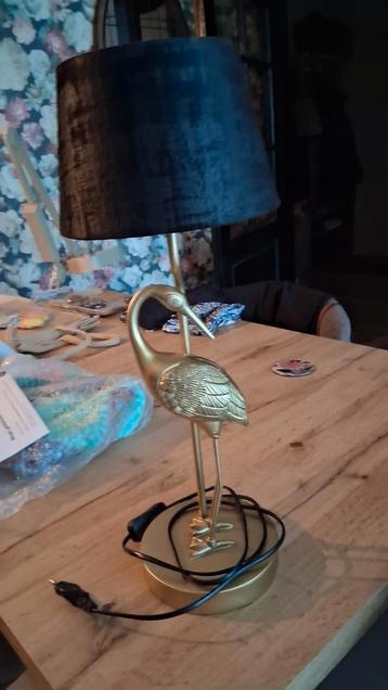 Gouden Schemerlamp met Zwarte Fluwelen Kap beschikbaar voor biedingen