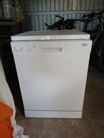 Beko vaatwasser losstaand wit, Witgoed en Apparatuur, Ophalen, Zo goed als nieuw, 85 tot 90 cm