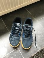 Sportschoen heren, Ophalen, Overige kleuren, Sportschoenen, Gedragen