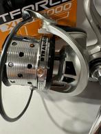 NIEUWE TRABUCCO CASTFORCE XLT 8000 Surf  HEAVY FEEDER MOLEN, Italie, Molen, Nieuw, Ophalen of Verzenden