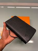 Louis Vuitton Zippy XL Wallet Tiaga, Nieuw, Ophalen of Verzenden