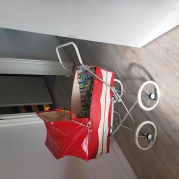 Poppenwagen#vintage beschikbaar voor biedingen