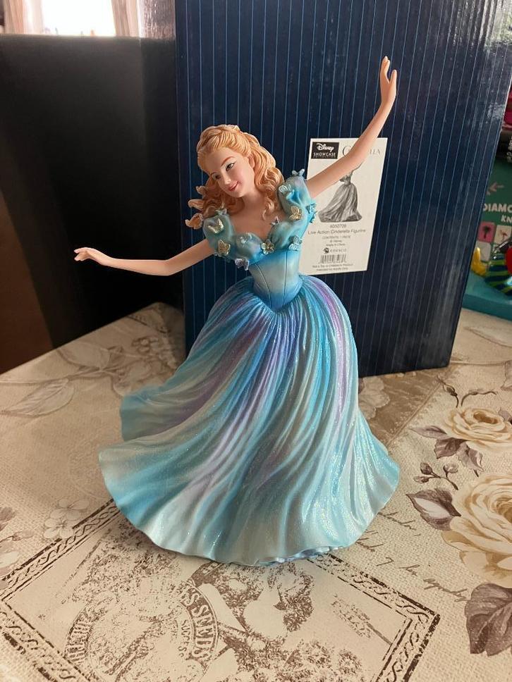 Cinderella Live action Showcase Disney, Verzamelen, Disney, Nieuw, Beeldje of Figuurtje, Assepoester of Belle, Ophalen of Verzenden