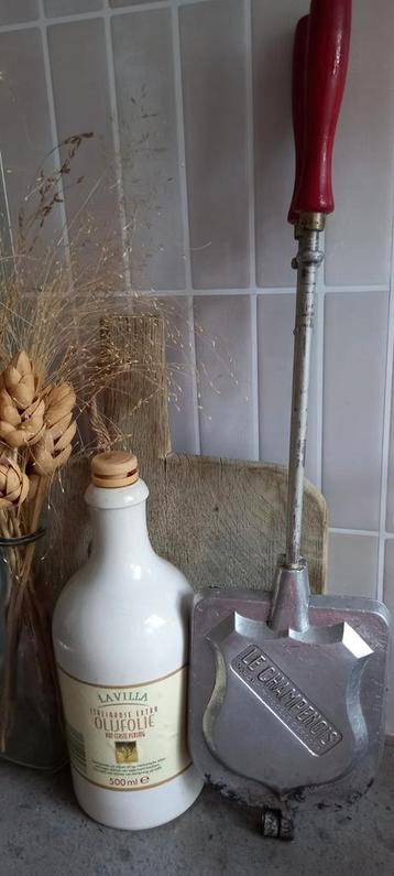 Frans vintage Le Champenois tosti ijzer open buur gas bbq beschikbaar voor biedingen