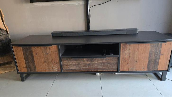 Moderne TV Kast - Zo Goed Als Nieuw!, Huis en Inrichting, Kasten | Televisiemeubels, Zo goed als nieuw, Minder dan 100 cm, 150 tot 200 cm