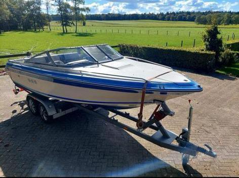 Searay Sorrento 21 - 220 PK - Met Trailer - Net onderhoudend, Watersport en Boten, Speedboten, Zo goed als nieuw, 6 meter of meer