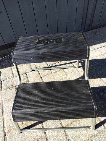 Opstapje Caravan, Camper beschikbaar voor biedingen