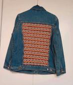 Spijkerjas met print achterkant, Maat 38/40 (M), Blauw, Nieuw, Ophalen of Verzenden