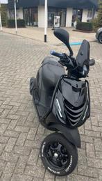 Zip 80cc, Fietsen en Brommers, Scooters | Piaggio, Ophalen of Verzenden, Zo goed als nieuw, Benzine, Zip
