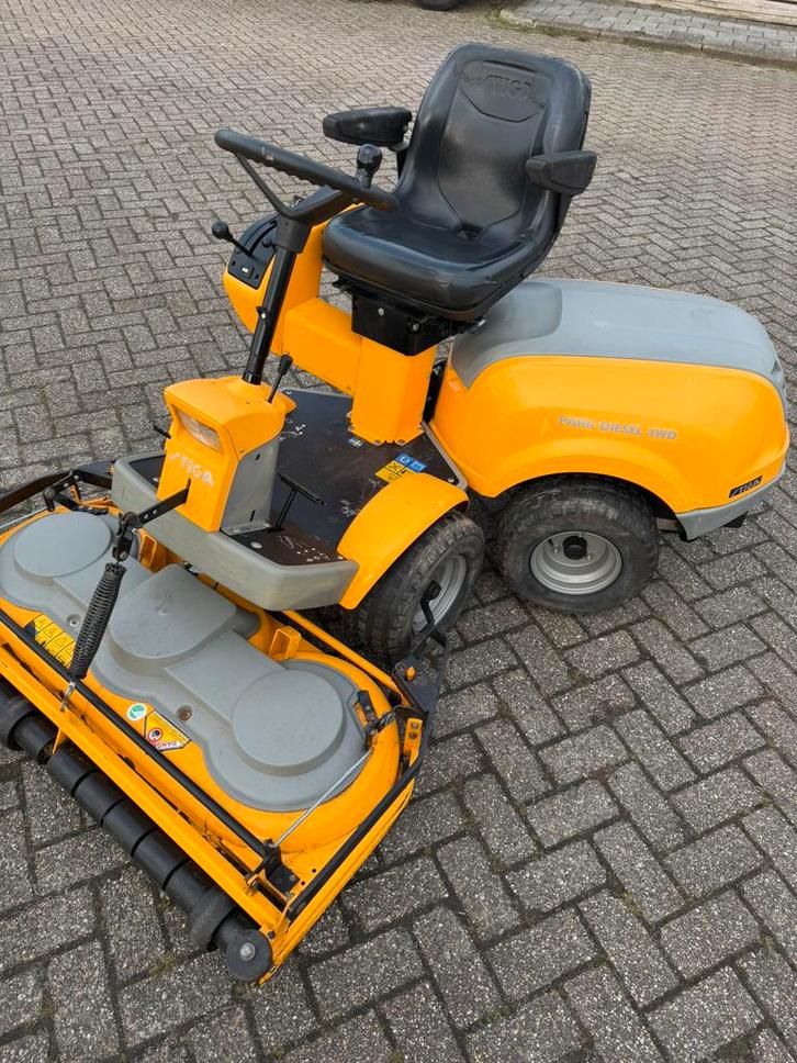 Stiga Park Diesel AWD, Tuin en Terras, Zitmaaiers, Zo goed als nieuw, 120 cm of meer, Ophalen of Verzenden