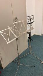 3 muziekstandaard voor bladmuziek, Ophalen, Zo goed als nieuw