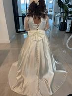 Bruismeisje jurk kant voor een communie avondjurk couture, Ophalen of Verzenden, Zo goed als nieuw, Wit, Bruidsmeisjeskleding