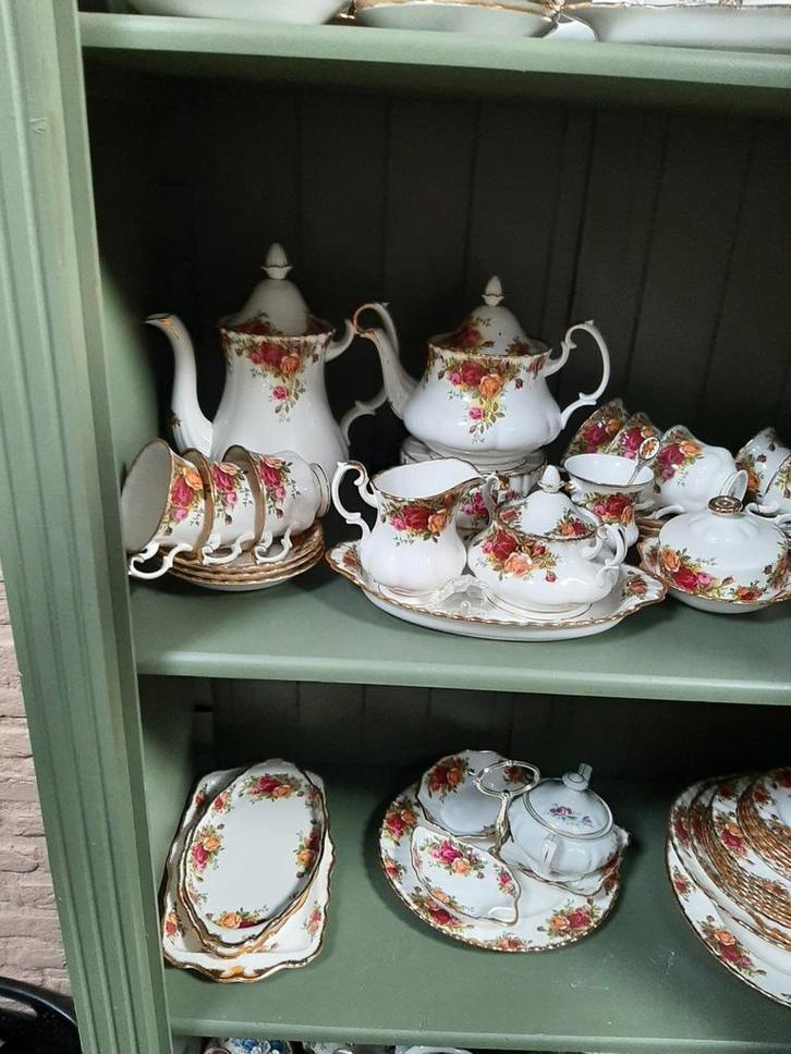 Royal Albert Old Country Roze Servies, Huis en Inrichting, Keuken | Servies, Gebruikt, Compleet servies, Overige stijlen, Porselein