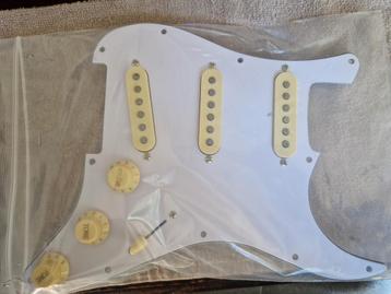 Loaded Hendrix slagplaat stratocaster beschikbaar voor biedingen