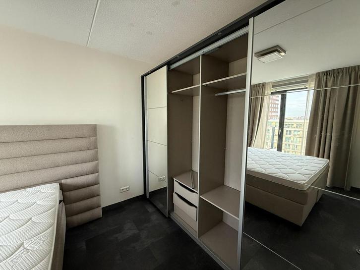 Kledingkast met schuifdeuren en spiegels, Huis en Inrichting, Kasten | Kledingkasten, Zo goed als nieuw, 200 cm of meer, 150 tot 200 cm