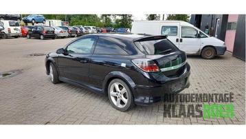 Achterbumper van een Opel Astra beschikbaar voor biedingen