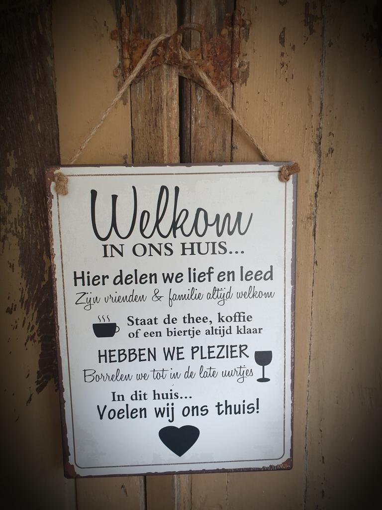 Metalen tekst bord wit "Welkom in ons huis" spreuk, Ophalen of Verzenden, Nieuw