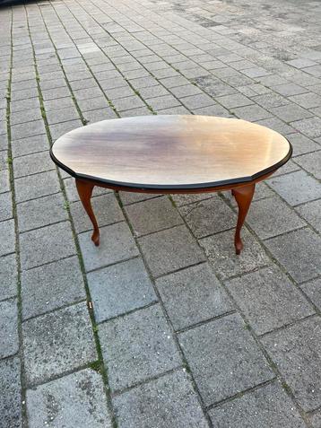 Jaren 60 salontafel beschikbaar voor biedingen