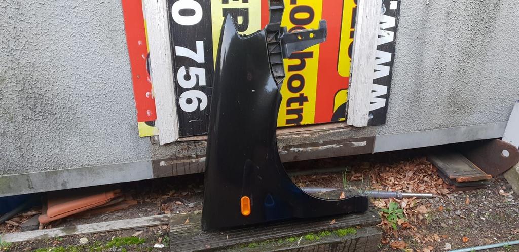 VW POLO 6N  VOORSCHERM RECHTS, Auto-onderdelen, Carrosserie en Plaatwerk, Ophalen of Verzenden, Gebruikt, Spatbord