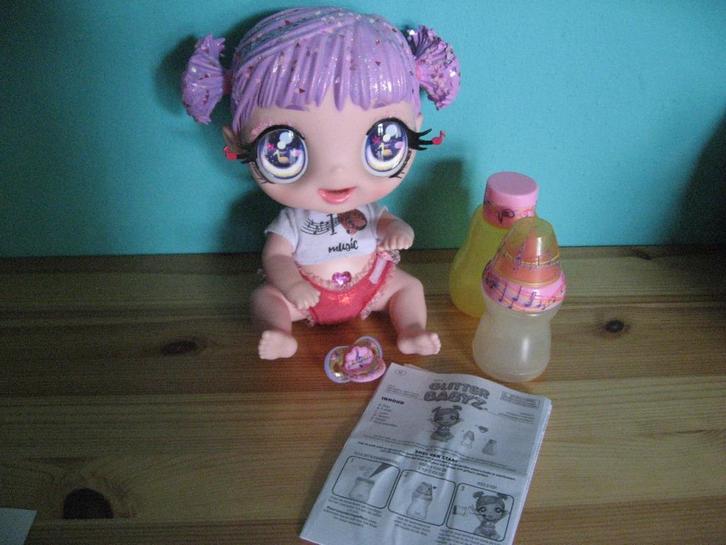 Pop Glitter Babyz voor 3 +, Kinderen en Baby's, Speelgoed | Poppen, Zo goed als nieuw, Babypop, Ophalen of Verzenden