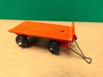 Dinky Toys oranje kleine trailer met zwarte wielen, Hobby en Vrije tijd, Modelauto's | 1:43, Ophalen of Verzenden, Zo goed als nieuw
