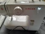 Singer naaimachine + stof en accessoires, Hobby en Vrije tijd, Naaimachines en Toebehoren, Ophalen, Naaimachine