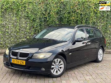 BMW 3-serie Touring 318i Business Line NAVI CLIMA XENON beschikbaar voor biedingen