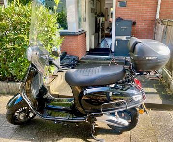 Iva Lux Electric 2.0 - 2 Accu's, Dealer Onderhouden beschikbaar voor biedingen