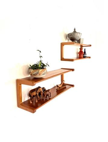 Set van 2 vintage teakhouten wandplanken, Dyrlund ‘70 beschikbaar voor biedingen