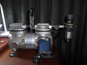 airbrushset compleet beschikbaar voor biedingen