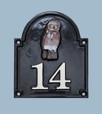 Huisnummerplaat met uil, Ophalen of Verzenden, Zo goed als nieuw