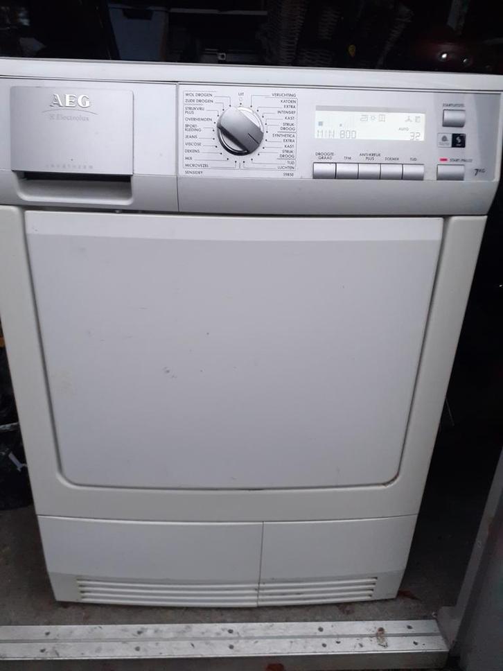 AEG Lavaterm condensdroger 7/8 KG ,GRATIS BEZORGD, Witgoed en Apparatuur, Wasdrogers, Zo goed als nieuw, Condens, 6 tot 8 kg, 85 tot 90 cm