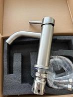 wastafelkraan geborsteld nikkel inc. aansluitslangen, Verzenden, Nieuw, Kraan