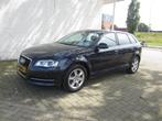 Audi A3 Sportback 1.6 TDI Attraction Pro Line, Voorwielaandrijving, Euro 5, Gebruikt, 1295 kg