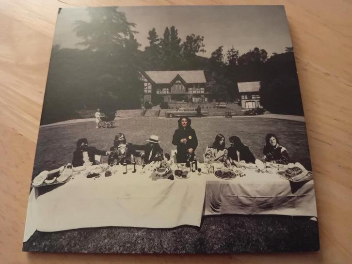 CD George Harrison - Living In The Material World, Cd's en Dvd's, Cd's | Rock, Zo goed als nieuw, Singer-songwriter, Verzenden