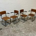 Oude vintage schoolstoelen eetkamerstoelen retro stoelen, Huis en Inrichting, Stoelen, Ophalen, Gebruikt, Bruin, Vier