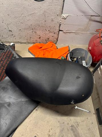 Piaggio zip buddy met zadel beschikbaar voor biedingen