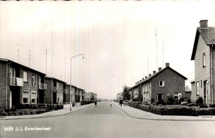 Beek - Ecrevisestraat, Verzamelen, Ansichtkaarten | Nederland, Ongelopen, Limburg, Voor 1920, Ophalen of Verzenden