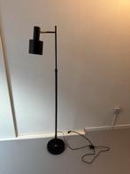 Karwei Vloerlamp met Messing Accenten - Verstelbaar, Ophalen, Zo goed als nieuw, Metaal, 100 tot 150 cm