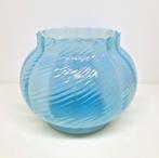 Blauw opaline glazen bolvaas Fenton USA., Antiek en Kunst, Antiek | Glas en Kristal, Ophalen of Verzenden