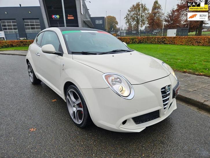 Alfa Romeo MiTo 1.4 Distinctive airco cruise control, Auto's, Alfa Romeo, Bedrijf, Te koop, MiTo, ABS, Airbags, Airconditioning