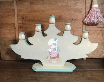 Vintage handgeschilderde houten kandelaar,  Ertsgebergte? beschikbaar voor biedingen
