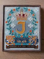 Gedenktegel Kroning Juliana 1948 - Westraven Utrecht, Antiek en Kunst, Antiek | Wandborden en Tegels, Ophalen of Verzenden