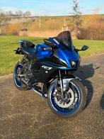Yamaha R7 YZF 2022 Quickshifter, Akrapovic look., 700 cc, 2 cilinders, Motorrijbewijs A, Super Sport
