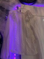 Witte blouse met kanten details, Kleding | Dames, T-shirts, Ophalen of Verzenden, Zo goed als nieuw