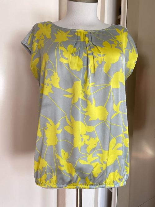 top Comma 40 grijs/lime, Kleding | Dames, Tops, Zo goed als nieuw, Maat 38/40 (M), Grijs, Korte mouw, Ophalen of Verzenden