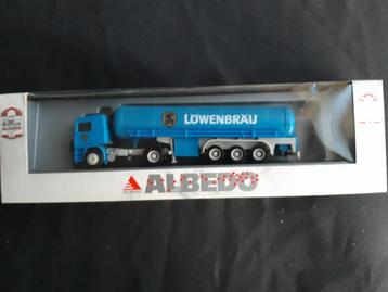 Volvo F12 tankwagen Löwenbräu - Albedo - Nieuw in doos H0 beschikbaar voor biedingen